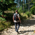 NC1950 CAVER ČIERNY TURISTICKÝ BATOH 18L NILS CAMP