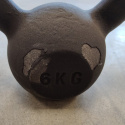 Litinový kettlebell HMS KZG28 28 kg, černý - 2. jakost