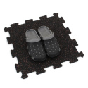 Gumová podlaha puzzle (stred) SF1050 - 47,8 x 47,8 x 0,8 cm, čierno-červená